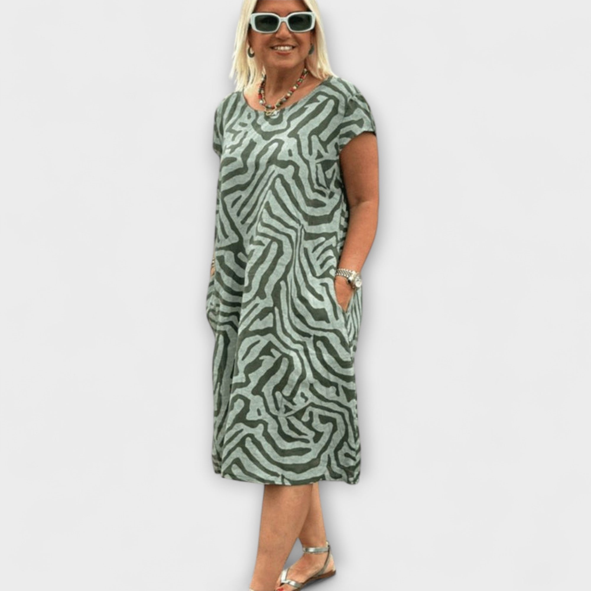 Nelia - Summer Dress with Beautiful Print