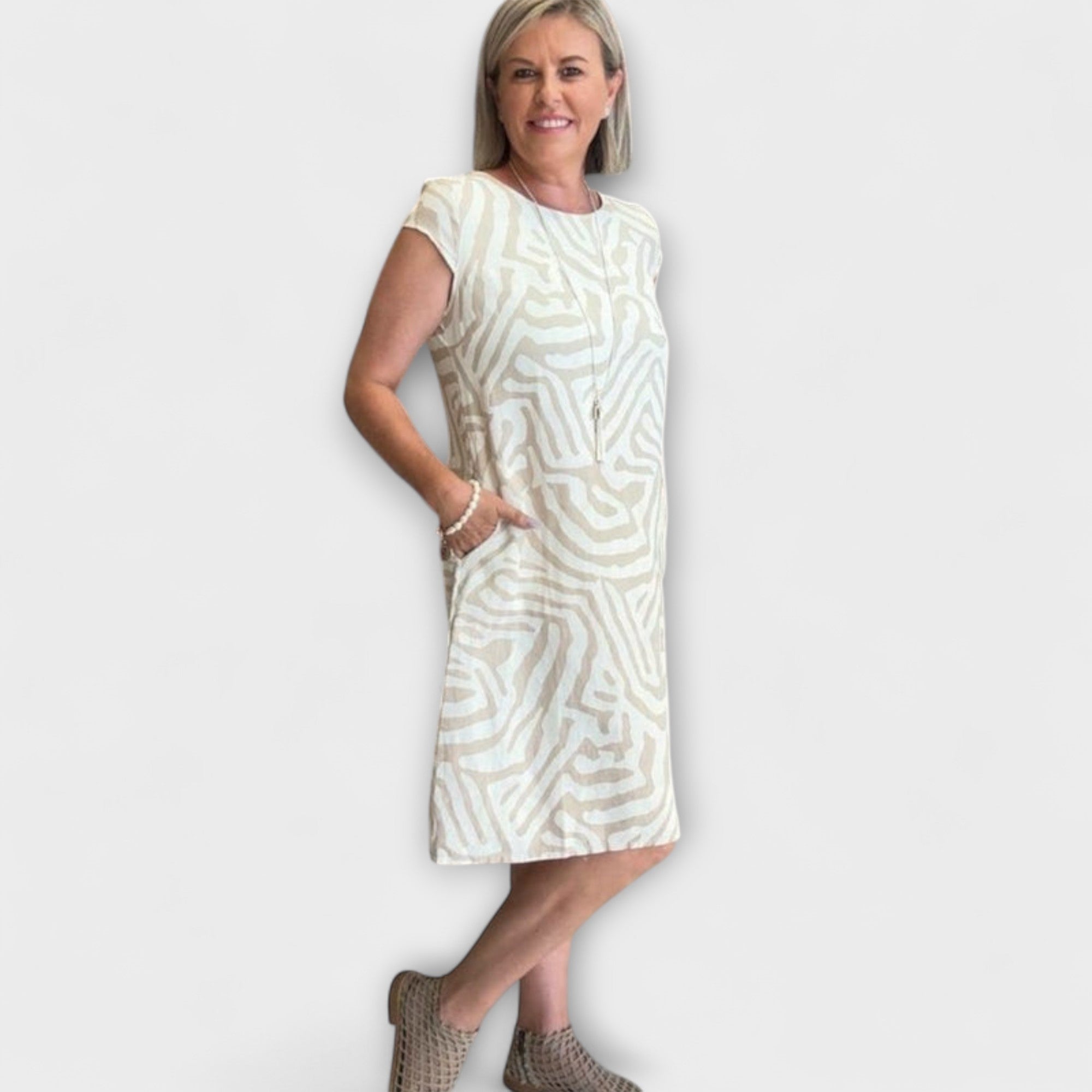 Nelia - Summer Dress with Beautiful Print